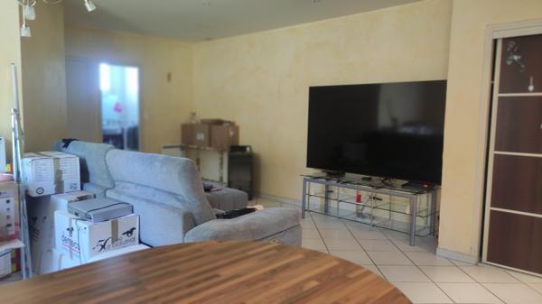 Appartement
         2 pièces
        - 55 m²