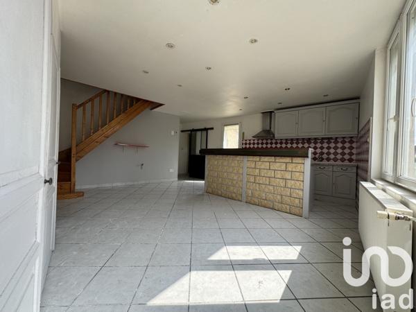 Maison 5 pièces de 160 m² à Lazenay (18120)