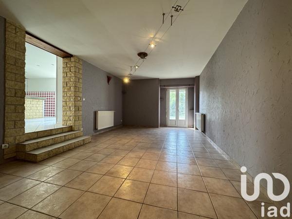 Maison 5 pièces de 160 m² à Lazenay (18120)