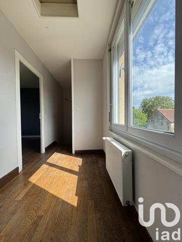 Maison 5 pièces de 160 m² à Lazenay (18120)