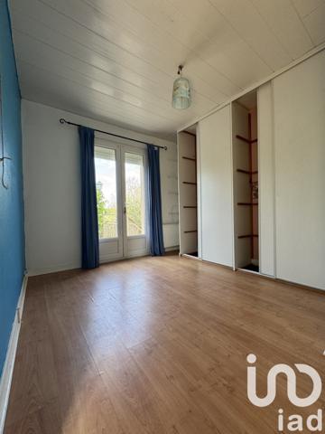 Maison 5 pièces de 160 m² à Lazenay (18120)
