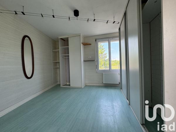 Maison 5 pièces de 160 m² à Lazenay (18120)