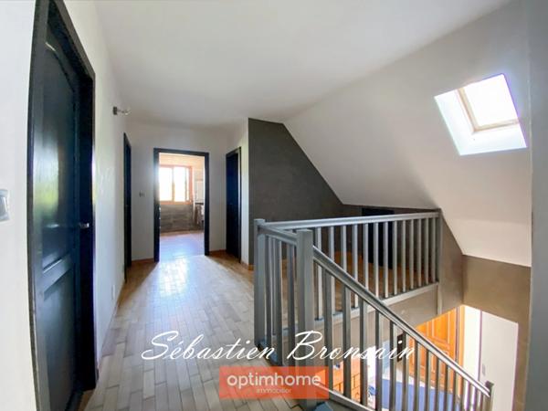 🏡 Rare à Dole – Maison Familiale + Appartement Indépendant – Quartier Très Recherché !