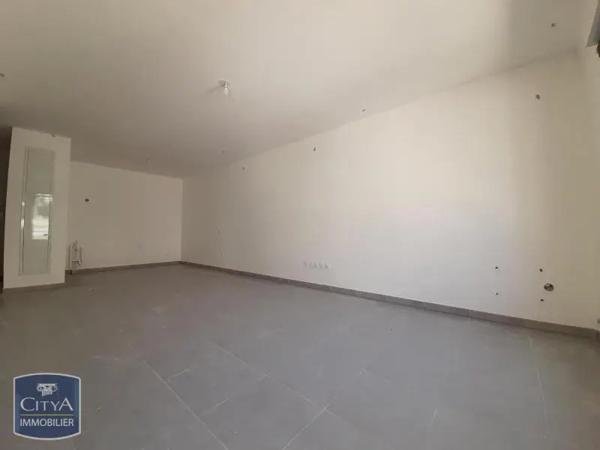 Appartement à louer 2 pièces 46.8m²