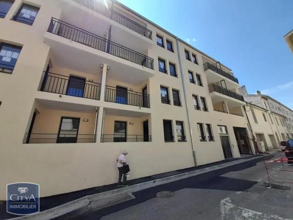 Appartement à louer 2 pièces 46.8m²