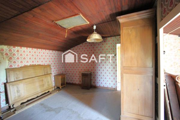 MAISON EN PIERRE AVEC DÉPENDANCES ET TERRAIN