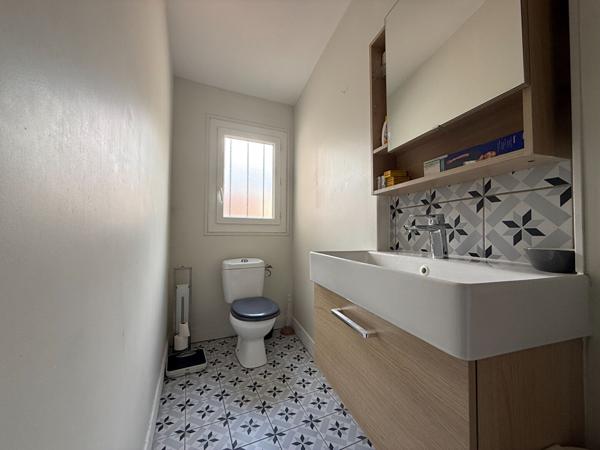 Appartement Surgeres 4 pièce(s) 100 m2
