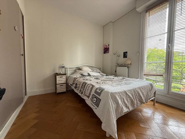 Appartement Surgeres 4 pièce(s) 100 m2