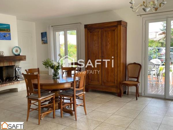 Maison T5 de plain pied - 3 chambres -1 bureau - 1 dépendance