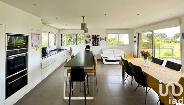 Maison 5 pièces de 121 m² à Ploubazlanec (22620)