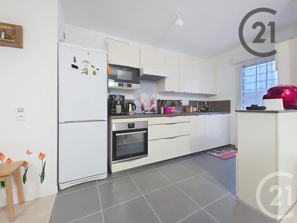 Appartement T3 à vendre  3 pièces - 66,68 m2 REIMS - 51