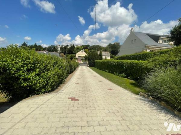 Maison familiale, SAUMUR avec grand jardin