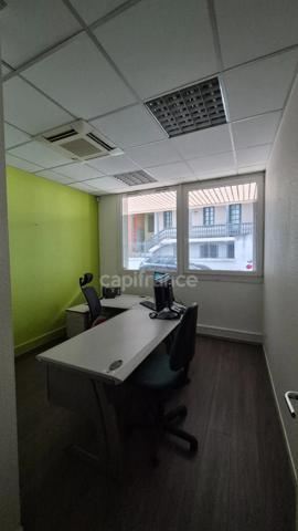 Exclusivité - Opportunité Rare - 212 m2 Locaux/bureaux à vendre TARBES (65)