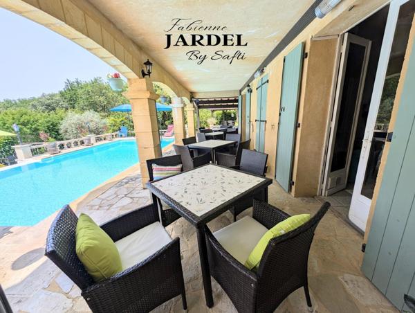 Maison en pierre - 5 chambres d'hôtes - piscine