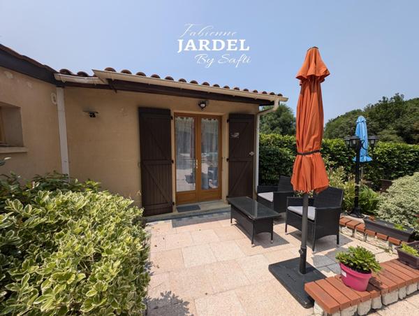 Maison en pierre - 5 chambres d'hôtes - piscine