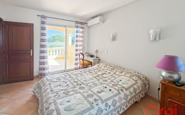 Maison à vendre    5 pièces •  Agde