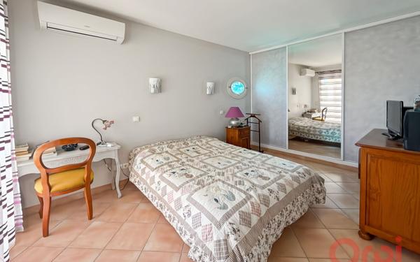 Maison à vendre    5 pièces •  Agde