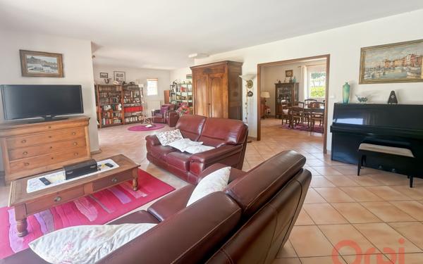 Maison à vendre    5 pièces •  Agde