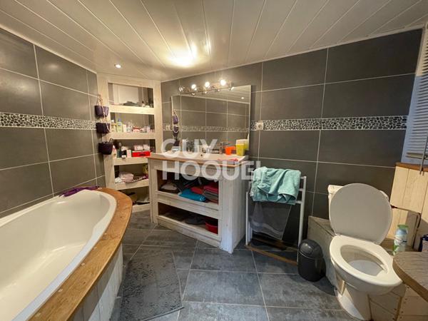 PLOURHAN : A VENDRE MAISON EN PIERRE !