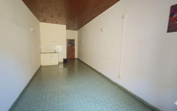 Appartement à vendre    1 pièce •  Prades