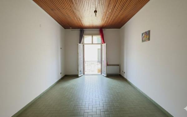 Appartement à vendre    1 pièce •  Prades