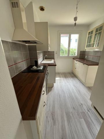 Maison Type 4 d'env. 80 m² St Benoit