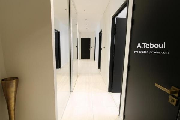 LYON 6EME-TRIANGLE D'OR, SUBLIME T4BIS DE 112M²,, RENOVE AVEC PRESTATIONS HAUT DE GAMME