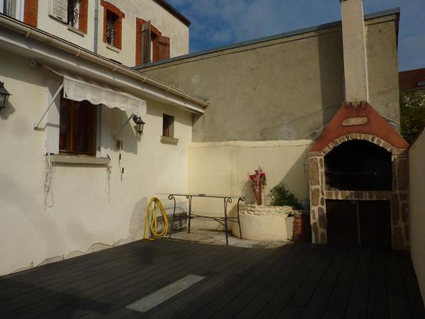 À vendre - Maison de ville 90 m² - CHALETTE SUR LOING 45120 - à 700 m de la gare de Montargis