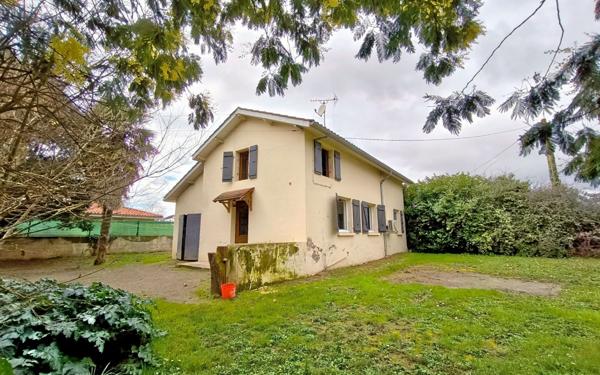 Maison à vendre    4 pièces •  Cahuzac-sur-Adour