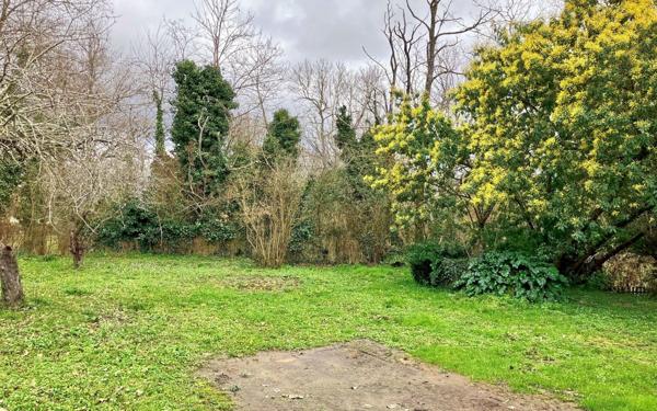 Maison à vendre    4 pièces •  Cahuzac-sur-Adour