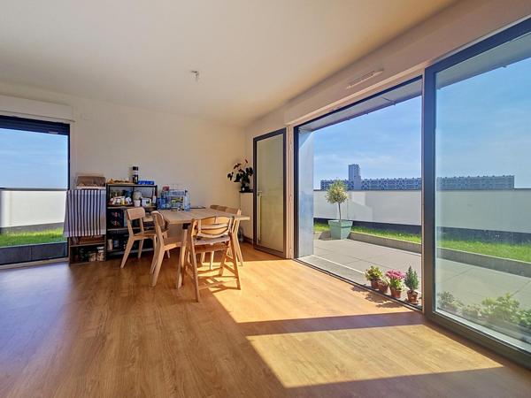 Duplex 90m2 avec terrasse - La Courneuve/St-Denis