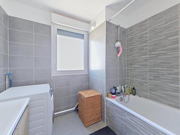 Duplex 90m2 avec terrasse - La Courneuve/St-Denis