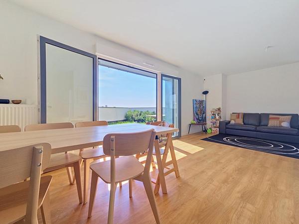 Duplex 90m2 avec terrasse - La Courneuve/St-Denis