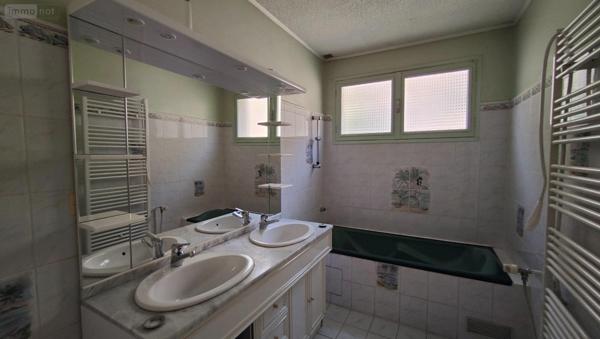 Maison individuelle à vendre à Viviers en Ardèche (07220), ref :