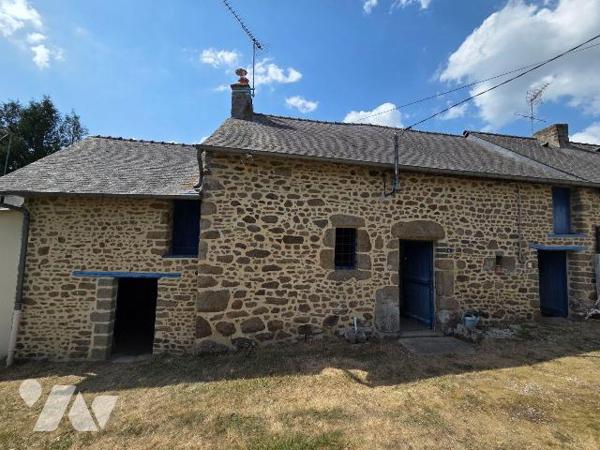 A vendre à Chantrigné(53), au calme et en campagne, une maison comprenant une entrée-couloir, c...