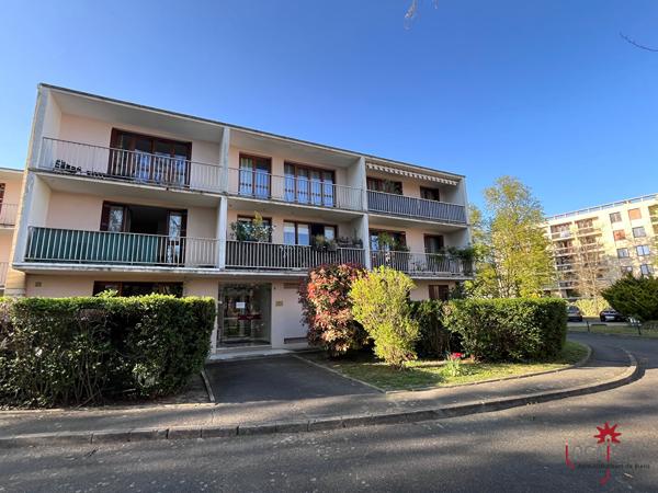 Appartement 3 pièces avec balcon - Résidence Sylvie - CHANTILLY (60500)
