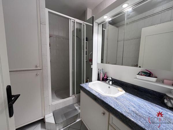 Appartement 3 pièces avec balcon - Résidence Sylvie - CHANTILLY (60500)