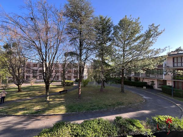 Appartement 3 pièces avec balcon - Résidence Sylvie - CHANTILLY (60500)