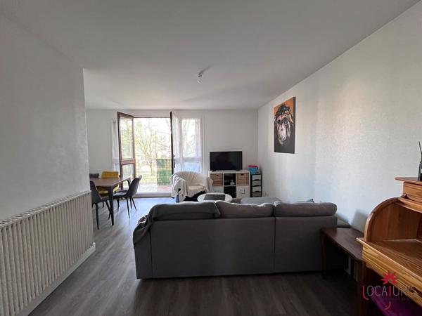 Appartement 3 pièces avec balcon - Résidence Sylvie - CHANTILLY (60500)