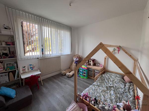 Appartement 3 pièces avec balcon - Résidence Sylvie - CHANTILLY (60500)
