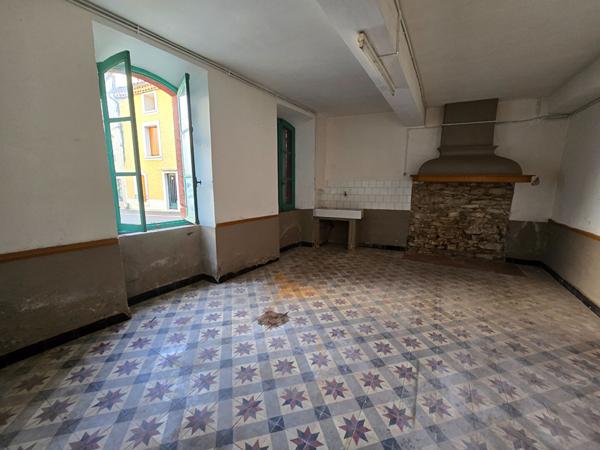 Maison de village a rénover