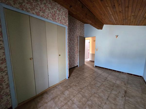 Maison de village a rénover