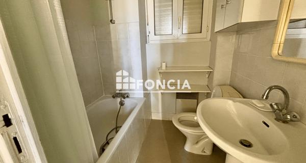 À vendre Immeuble 105 m² - Poitiers 86000