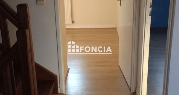 Location Maison 5 pièces 107 m² - Fontainebleau 77300