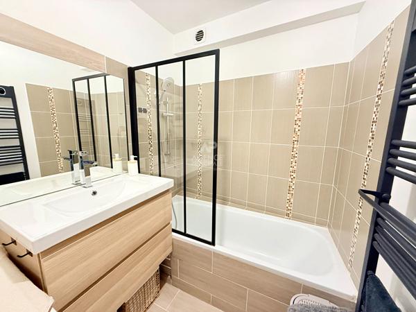 APPARTEMENT CONFLANS STE HONORINE - 3 PIÈCES - 62m² 249 000 € **  - Référence  8397