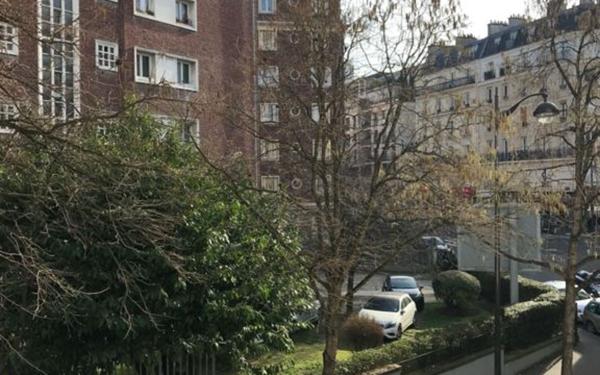 Appartement à louer    4 pièces • 82,65 m2 Paris 19