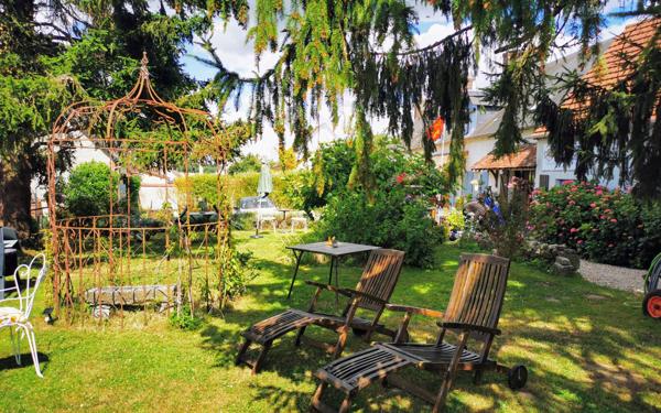 Maison à vendre    9 pièces •  Tourny