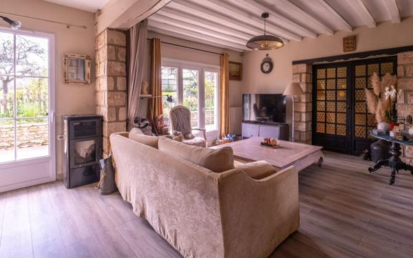 Maison à vendre    9 pièces •  Tourny