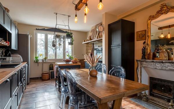 Maison à vendre    9 pièces •  Tourny