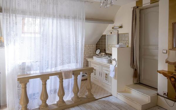 Maison à vendre    9 pièces •  Tourny